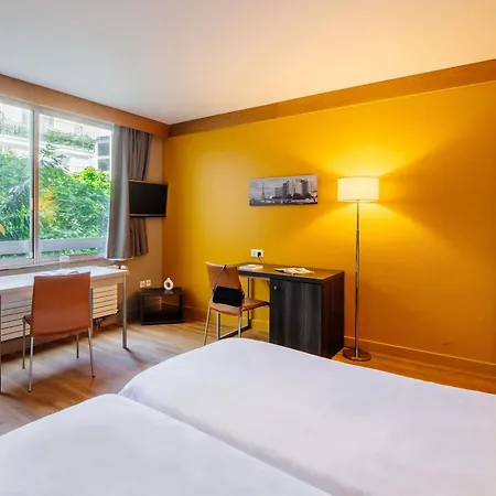 Appart hôtel Adagio Xv 3*