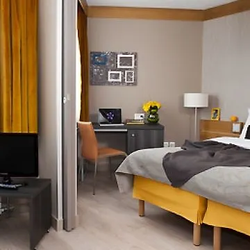 Adagio Xv Apartahotel 3*